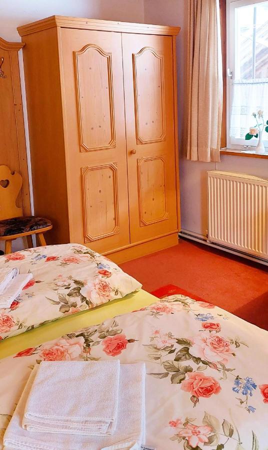 Gaestehaus Zum Gachtna Mayrhofen Bagian luar foto